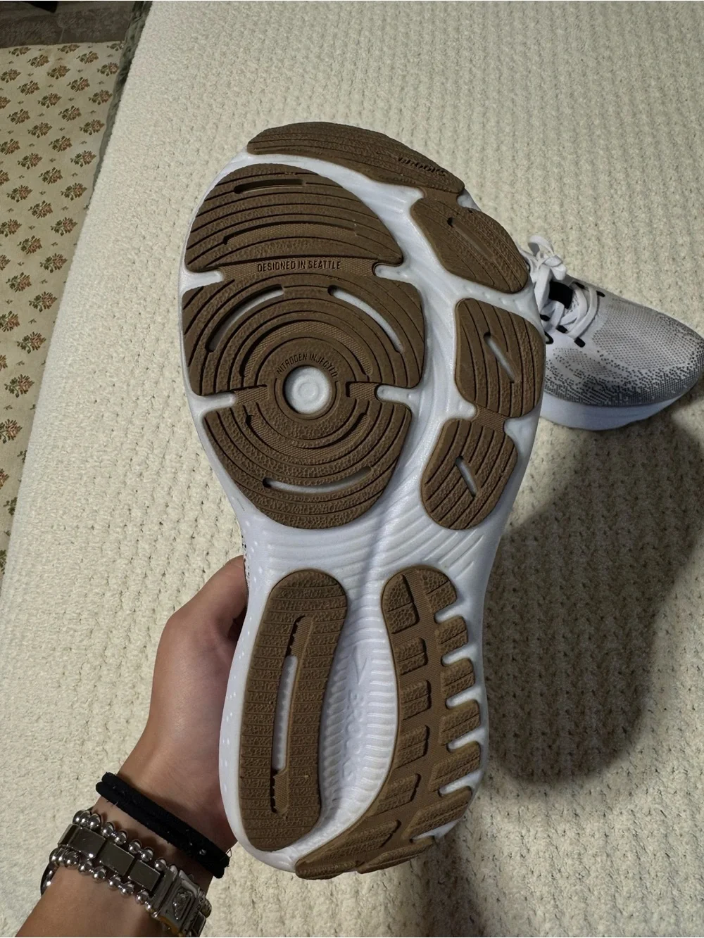 Brooks Women's White & Gray & Brown Running Shoes